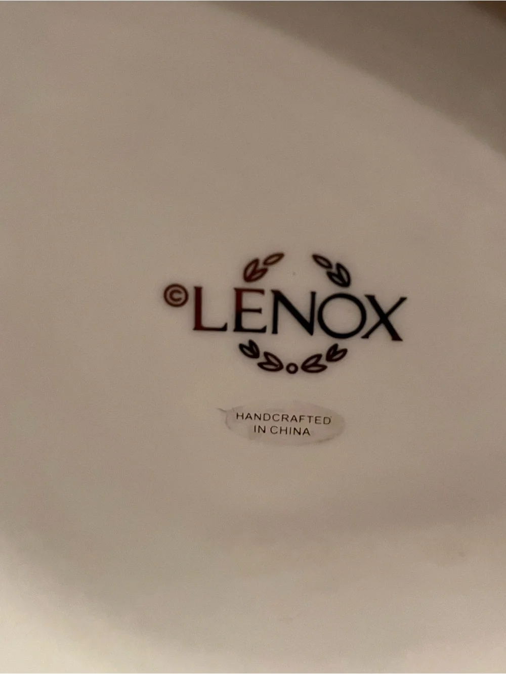 Lenox The Princeton Ivory Porcelain Tall Vase w/ 14k Gold Scalloped Rim